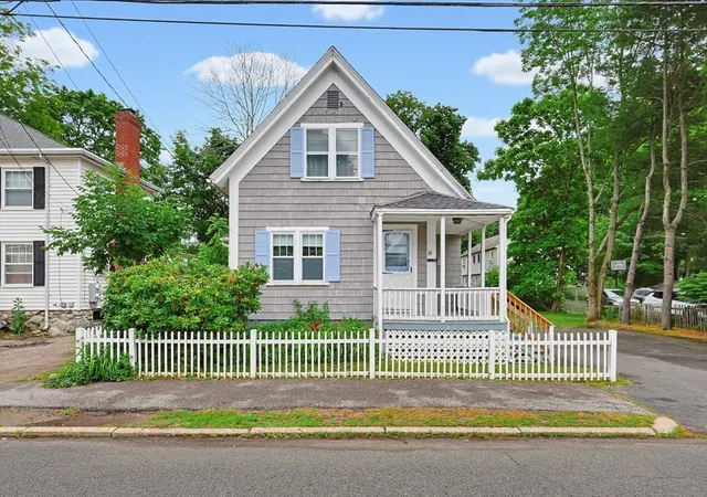 Homes for sale in Natick, MA | 18 Plain St, Natick, MA 01760 | MLS# 73542210