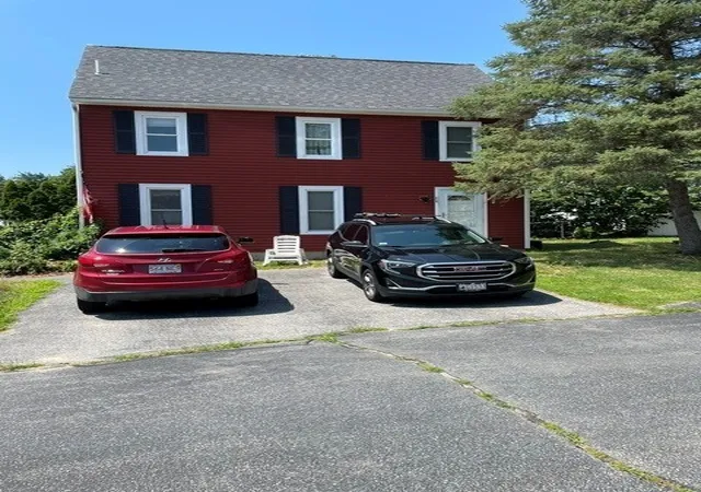 Photo 2 of Single family home for sale at 24 Hammock Ct, Dracut, MA 01826 | MLS# 73546662 | Listing updated on 2026-08-08