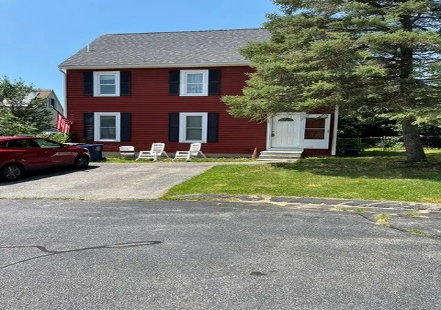 Photo 3 of Single family home for sale at 24 Hammock Ct, Dracut, MA 01826 | MLS# 73546662 | Listing updated on 2026-08-08