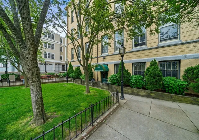 3rd image of 350 W Fourth St, Boston, MA 02127