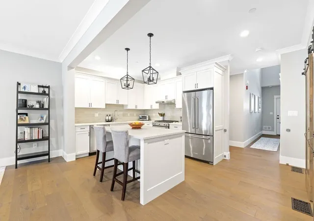 4th image of 26 Southfield Ln #26, Sherborn, MA 01770 | MLS# 73541815