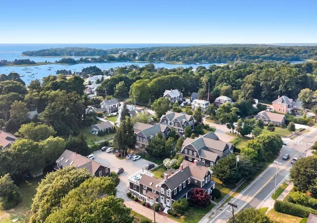 2nd image of 606 W Falmouth Hwy, Falmouth, MA 02540