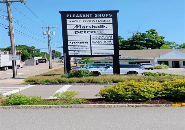 Homes for sale in South Weymouth, MA | 55 Greentree Ln #49, South Weymouth, MA 02190 | MLS# 73539611