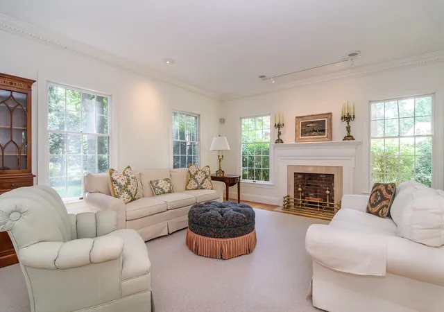 3rd image of 41 Phillips Rd, Sudbury, MA 01776 | MLS# 73538108