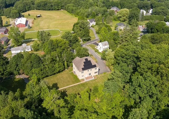 4th image of 98-R Walnut Street, Shrewsbury, MA 01545 | MLS# 73545895
