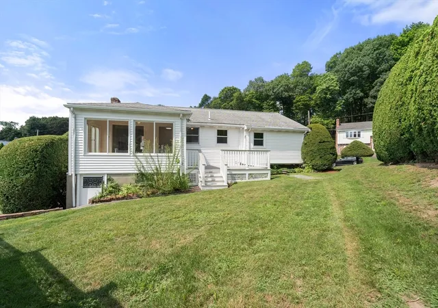 Photo 3 of Single family home for sale at 31 Phillips Cir, Waltham, MA 02452 | MLS# 73562872 | Listing updated on 2026-09-16