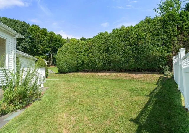 Photo 3 of Single family home for sale at 31 Phillips Cir, Waltham, MA 02452 | MLS# 73562872 | Listing updated on 2026-09-16