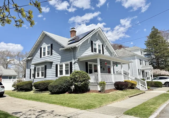 Homes for sale in New Bedford, MA | 123 Plymouth St, New Bedford, MA 02740 | MLS# 73544967