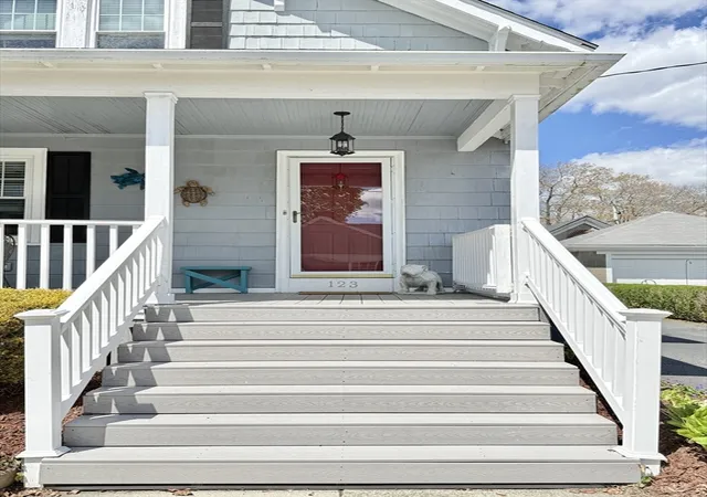 Homes for sale in New Bedford, MA | 123 Plymouth St, New Bedford, MA 02740 | MLS# 73544967