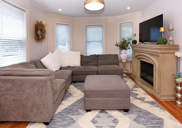 Photo 4 of Sale Pending at 435 Cabot St #B, Beverly, MA 01915 | MLS# 73533750 | Listing updated on 2026-09-02