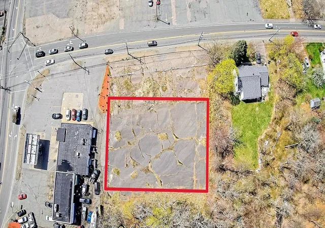 10th image of 380 Quincy Street, Brockton, MA 02302 | MLS# 73536338