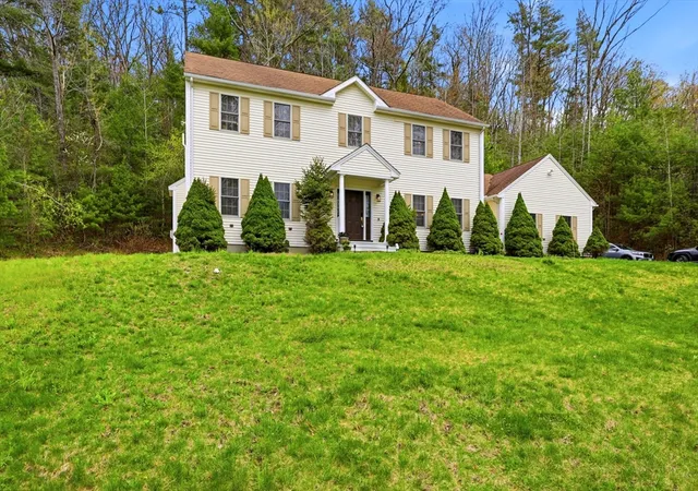 Homes for sale in Ware, MA | 17 Sherman Hill Rd, Ware, MA 01082 | MLS# 73512010