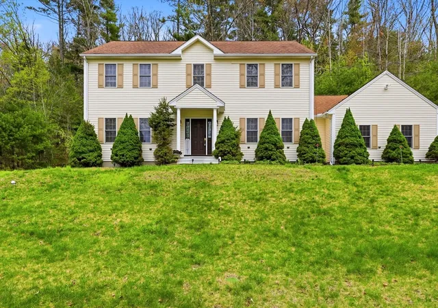 Homes for sale in Ware, MA | 17 Sherman Hill Rd, Ware, MA 01082 | MLS# 73512010