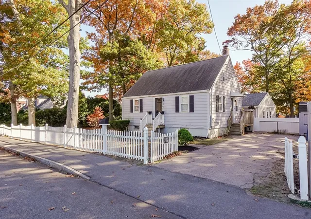 Homes for sale in Randolph, MA | 5 Oliver St, Randolph, MA 02368 | MLS# 73526213