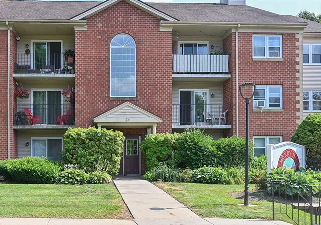 Photo 2 of Sale Pending at 24 Maple Crst Cir #F, Holyoke, MA 01040 | MLS# 73562626 | Listing updated on 2026-09-08