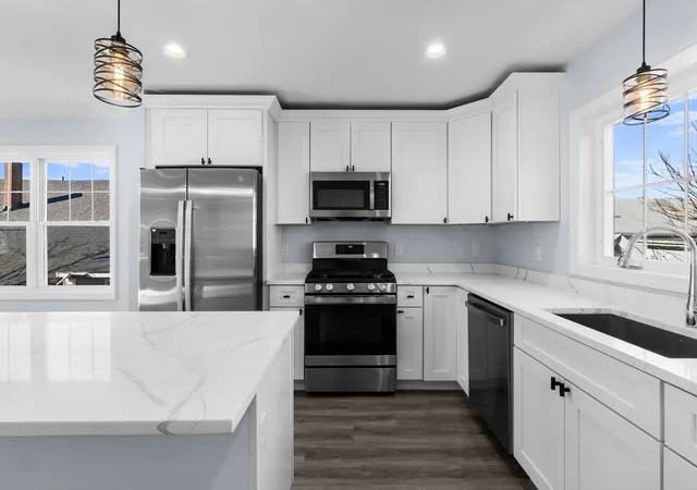 Homes for sale in Fall River, MA | 206 Durfee St #2B, Fall River, MA 02720 | MLS# 73507892