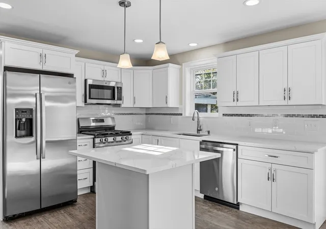 Photo 3 of Single family home for sale at 1001 Bay St, Fall River, MA 02724 | MLS# 73560875 | Listing updated on 2026-08-11
