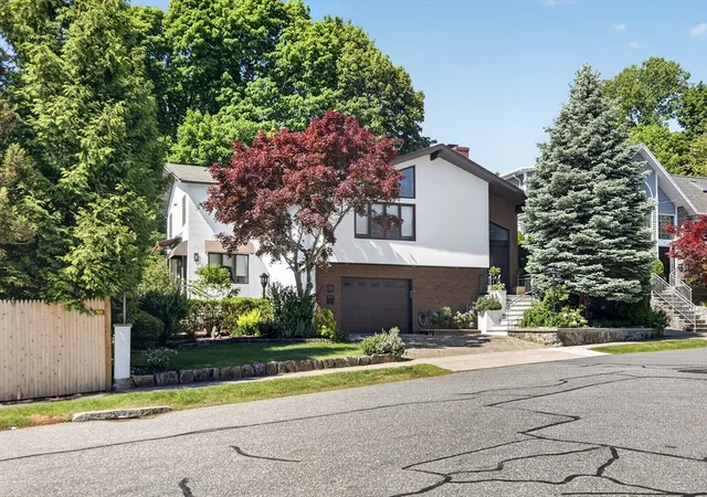 Homes for sale in Medford, MA | 18 Roosevelt Rd, Medford, MA 02155 | MLS# 73547868