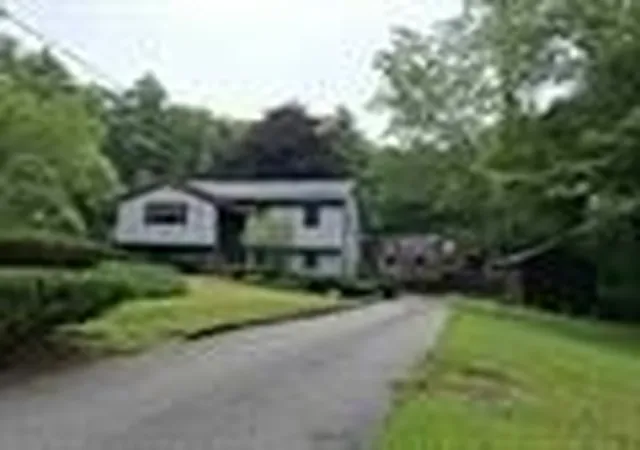 3rd image of 62 Thornell Rd, Newton, NH 03858 | MLS# 73565824