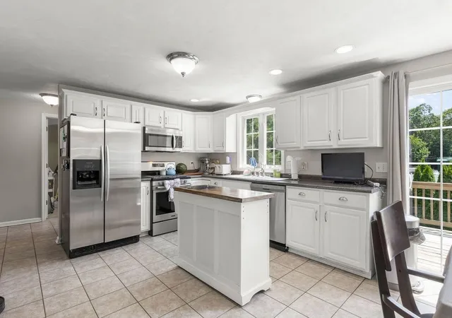 Photo 2 of Sale Pending at 413 Huttleston Ave, Fairhaven, MA 02719 | MLS# 73555859 | Listing updated on 2026-08-20