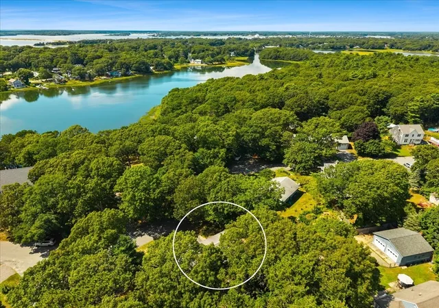 5th image of 84 Eel Pond Rd, Buzzards Bay, MA 02532 | MLS# 73566313