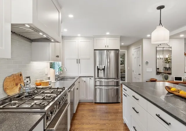 Photo 4 of Sale Pending at 5 Adirondack Rd, Chelmsford, MA 01824 | MLS# 73558895 | Listing updated on 2026-08-19