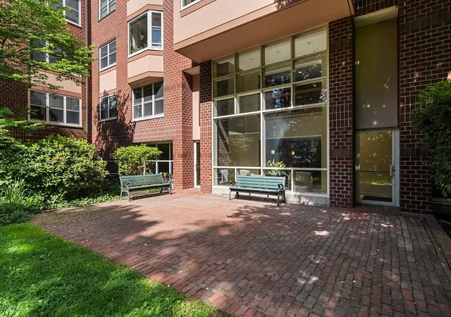 Homes for sale in Arlington, MA | 1 Watermill Pl #516, Arlington, MA 02476 | MLS# 73534443