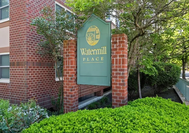 3rd image of 1 Watermill Pl #516, Arlington, MA 02476 | MLS# 73534443