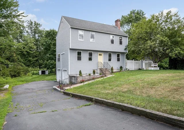 4th image of 769 Grafton St, Shrewsbury, MA 01545 | MLS# 73549643