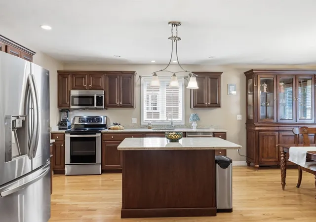 Photo 3 of Sale Pending at 39 Russell Farm Dr #39, Methuen, MA 01844 | MLS# 73553975 | Listing updated on 2026-09-04