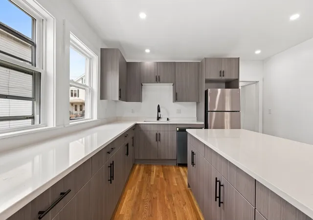 2nd image of 46 Revere St, Everett, MA 02149 | MLS# 73554465