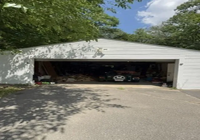 3rd image of 801 Merriam, Leominster, MA 01453 | MLS# 73554883