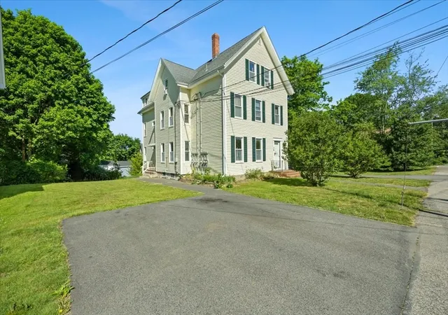 2nd image of 56 Everett St, Middleboro, MA 02346 | MLS# 73532623
