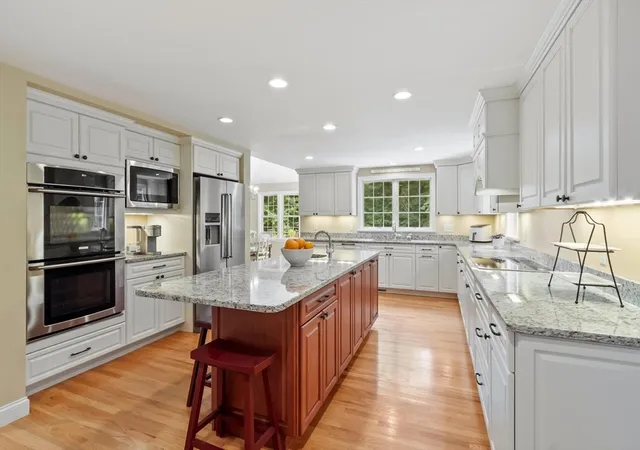2nd image of 17 Townsend Road, Lynnfield, MA 01940 | MLS# 73562135