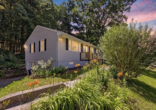 1st image of 71 Beech St, Palmer, MA 01069 | MLS# 73549000