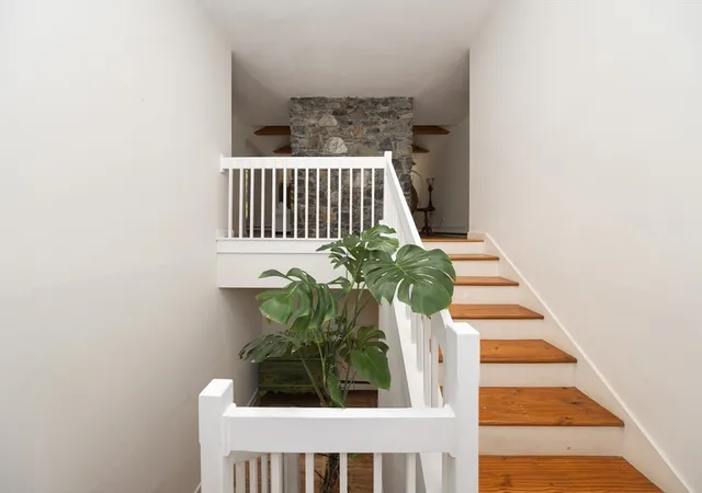 4th image of 92 Brook St, Hudson, MA 01749 | MLS# 73553144