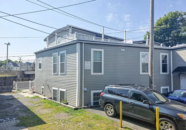 Listing Photo 5 - Condo for sale in building located at 213-215 Burrill St, Swampscott, MA 01907