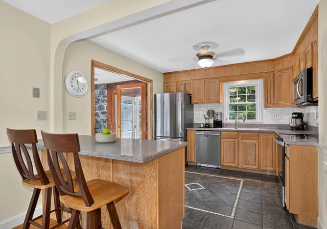 Photo 3 of Single family home for sale at 141 Holliston St, Medway, MA 02053 | MLS# 73553381 | Listing updated on 2026-09-08