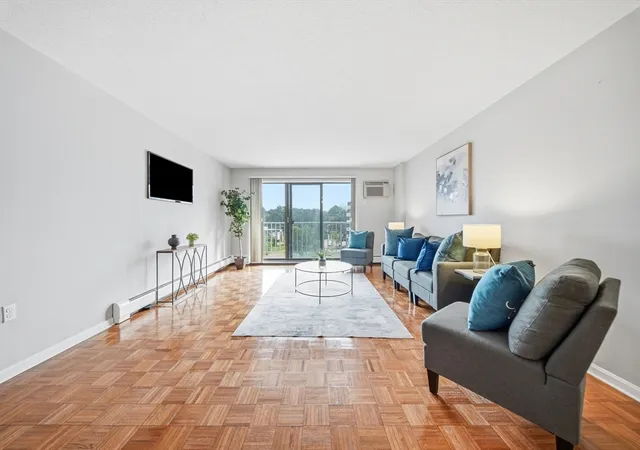 2nd image of 131 Coolidge Avenue #526, Watertown, MA 02472 | MLS# 73565387