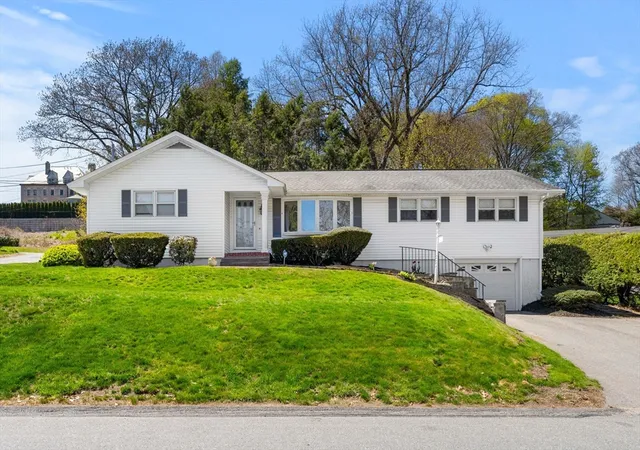 1st image of 105 Starr Ave, Lowell, MA 01852 | MLS# 73509346