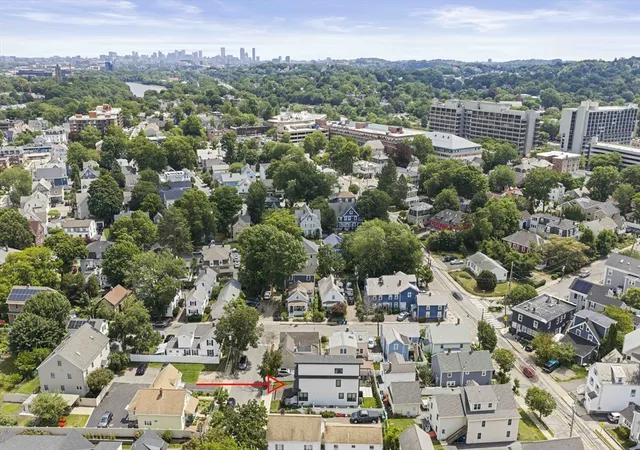 40th image of 8 Gardner Street, Newton, MA 02458 | MLS# 73554367