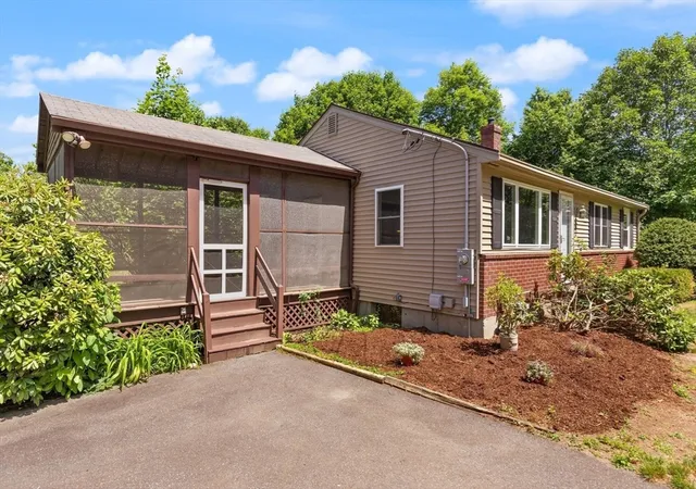 Homes for sale in Pepperell, MA | 99 Brookline Street, Pepperell, MA 01463 | MLS# 73537488
