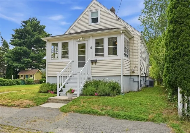 2nd image of 15 Gilmore St, North Weymouth, MA 02191 | MLS# 73558516