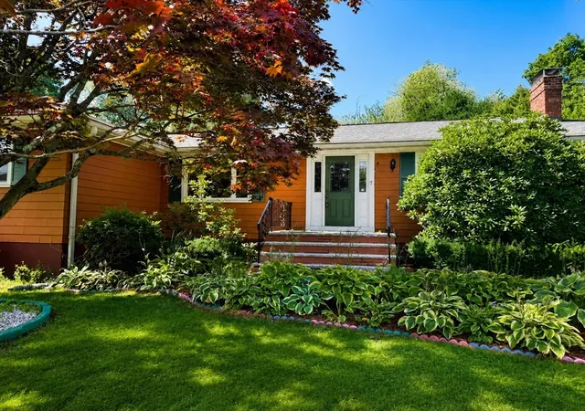 Photo 2 of Sale Pending at 7 Fred St, Burlington, MA 01803 | MLS# 73563873 | Listing updated on 2026-09-03