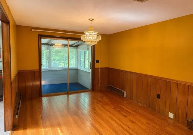 Photo 4 of Sale Pending at 7 Fred St, Burlington, MA 01803 | MLS# 73563873 | Listing updated on 2026-09-03