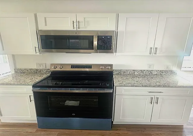Listing Photo 4 - Condo for sale in building located at 40 Edwards St, Fitchburg, MA 01420
