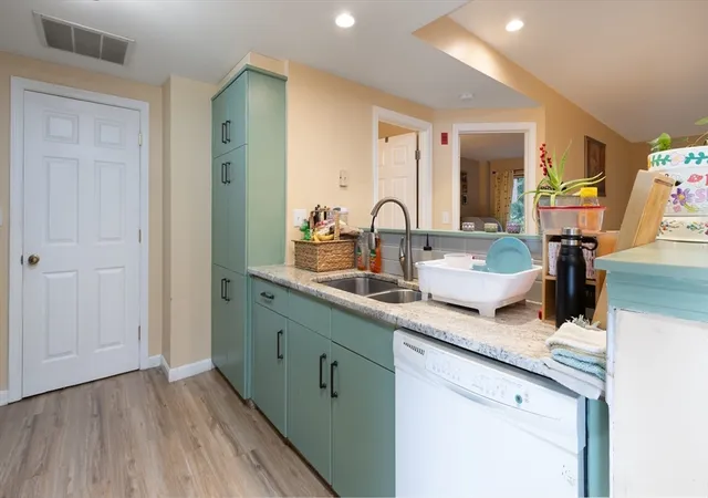 Photo 3 of Condo for sale at 770 Salisbury St #511, Worcester, MA 01609 | MLS# 73570281 | Listing updated on 2026-09-04