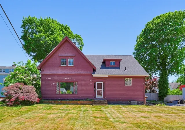 Homes for sale in North Attleboro, MA | 299 Broadway, North Attleboro, MA 02760 | MLS# 73530860