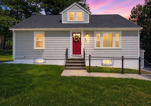 Homes for sale in Millbury, MA | 8 Millbury Terrace, Millbury, MA 01527 | MLS# 73540234