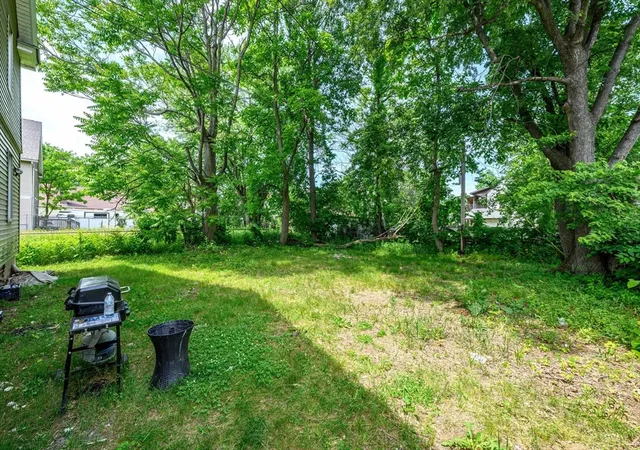Photo 3 of Sale Pending at 128 130 Kensington Ave, Springfield, MA 01108 | MLS# 73532381 | Listing updated on 2026-09-16